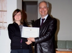 Melissa Morato riceve il diploma  dal vice presidente della F.I.H.P Grandolfo Michele